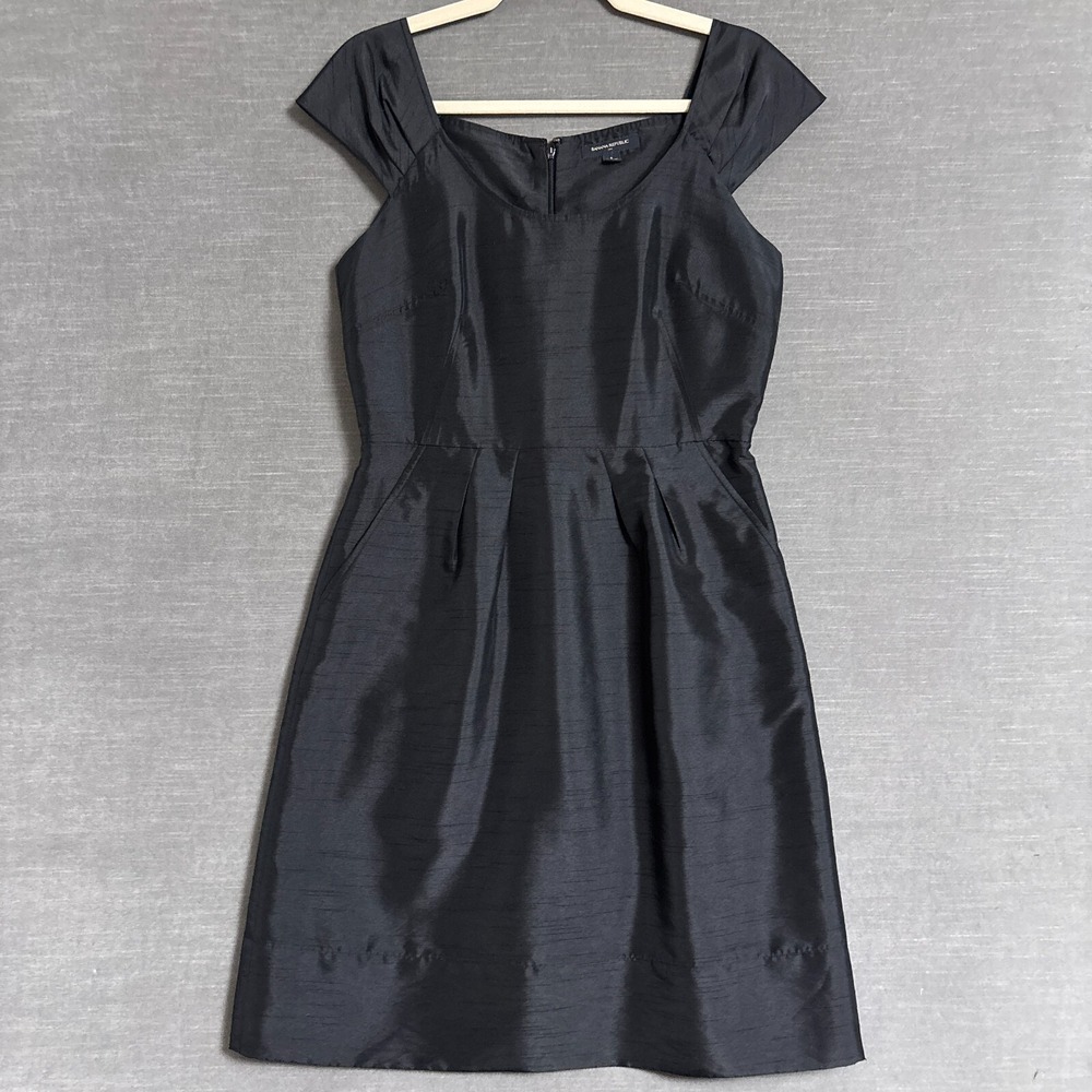 Banana Republic Dress 6 Black Satin Classic‎ Preppy LBD Cocktail Party Funeral